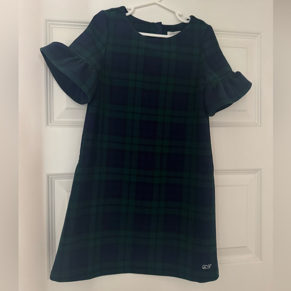 Vineyard Vines girl size 6. Worn once!
